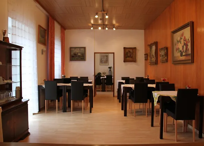 Πανσιόν Humboldt Μπαντ Κίσινγκεν